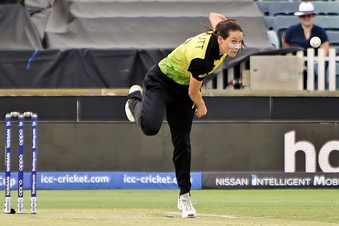 Megan Schutt, Jess Jonassen to miss all-format series against India