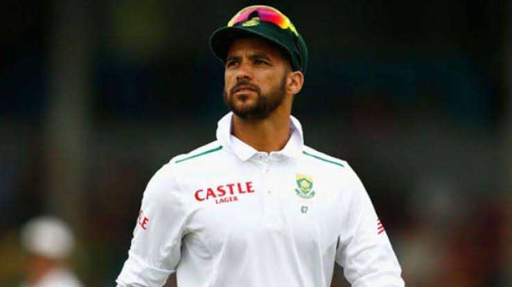 Former South African all-rounder JP Duminy and Sammons to serve as consultants for SA at T20 World Cup 2021 JP Duminy, South Africa's greatest T20I run scorer, has been appointed as one of two specialist advisors for the World Cup. Former assistant coach Enoch Nkwe will be replaced by Duminy and Justin Sammons, who has been with the team in Sri Lanka. Nkwe's long-term replacement is now being sought by Cricket South Africa. CSA Director Graeme S mith remarked, "I would like to thank the Imperial Lions and the North West Dragons for making JP and Justin accessible to us where they are currently employed as the respective batting instructors. Justin has already worked with the Proteas during the first half of our current trip to Sri Lanka, so he has an excellent working connection with the players. JP is the ideal player for T20 cricket. His track record as a player speaks for itself, and he will contribute specialised skills in all three batting, bowling, and fielding disciplines." Both Duminy and Sammons are currently part of the provincial coaching staff. Over the winter, Duminy was named head of the batting department for the Lions of Johannesburg, which was his first coaching role. North West province is coached by Sammons, who previously worked with the Lions. Head coach Mark Boucher, bowling coach Charl Langeveldt, fielding coach Justin Ontong, Duminy and Sammons, who will share the batting coach responsibilities, will make up South Africa's whole backroom staff. Senior players like Faf du Plessis, Imran Tahir, and Chris Morris were left out of the Proteas' T20 World Cup roster announced on Thursday (September 9). South Africa will begin their T20 World Cup campaign in Abu Dhabi with a Super 12 encounter against Australia. They'll be in Group 1, which also includes the West Indies and England.