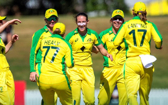 With a nine-wicket victory over India, Australia wins their 25th ODI in a row