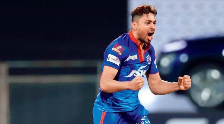 Avesh Khan and Venkatesh Iyer set to join Team India as net bowlers ahead of the T20 World Cup 2021