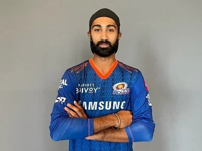 Mumbai Indians ropes in Simarjeet Singh as Arjun Tendulkar's replacement