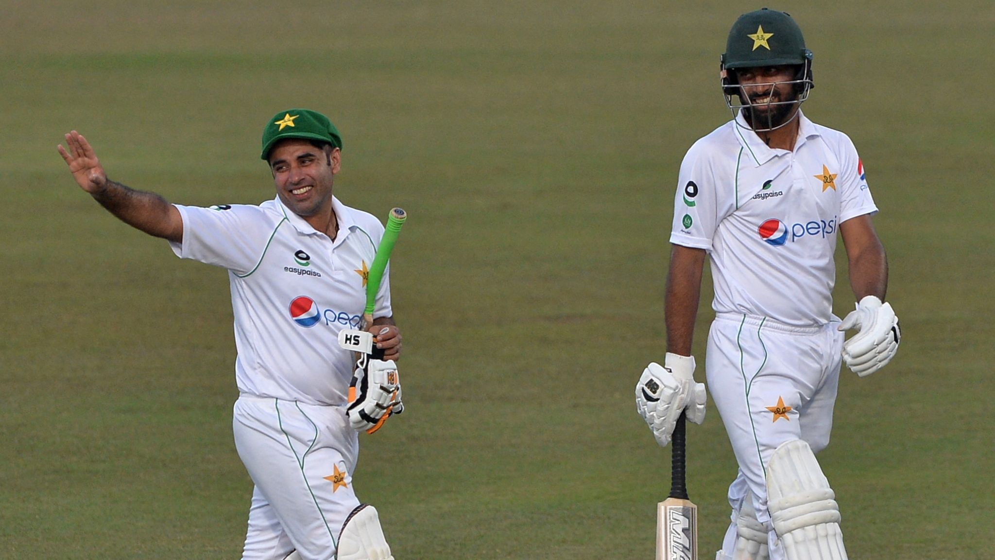 Abid Ali, Shaheen Shah Afridi lead the way as Pakistan go 1-0 up against Bangladesh