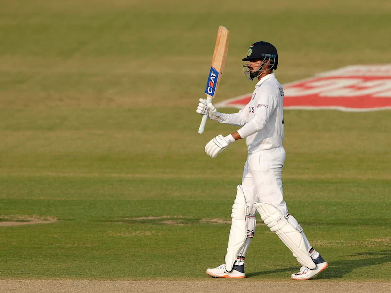 IND vs NZ, 1st Test, Day 2: Shreyas Iyer Joins Elite Club With Maiden Test Century on Debut