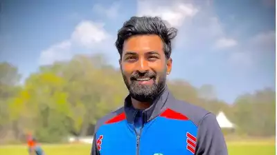 Vidarbha's Karnewar first T20 bowler to concede zero runs from four overs