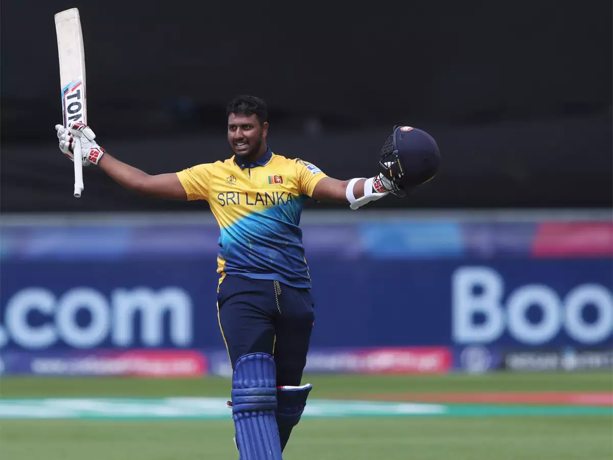 Avishka Fernando's maiden T20 hundred takes Jaffna Kings into the LPL final