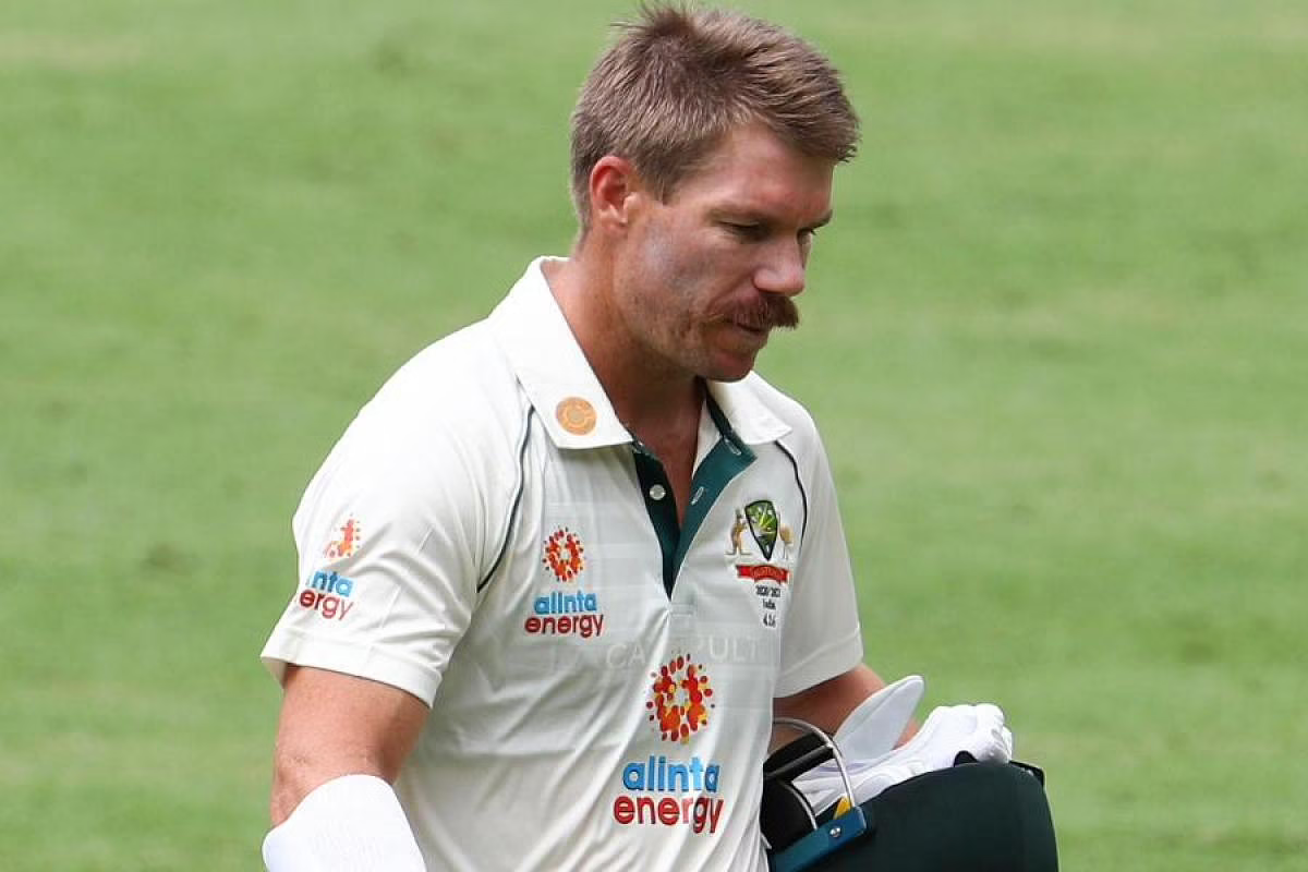 Ashes 2021-22: David Warner spotted in excruciating pain as he played Adelaide test amid rib injury