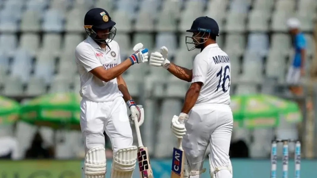 Mayank Agarwal, Shubman Gill to not take the field in Day 3 final session due to injuries